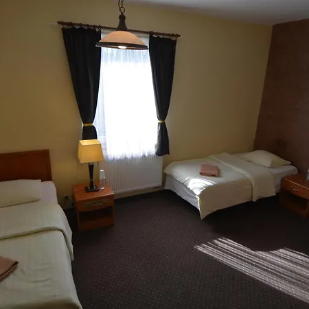 Stawisko Hotel 2*