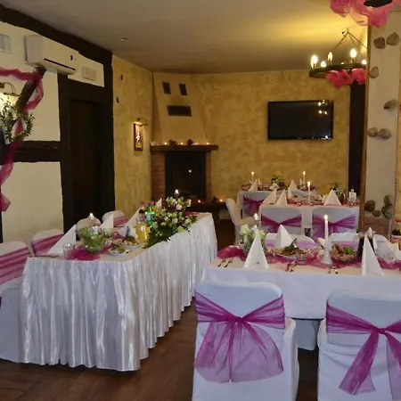 Stawisko Hotel 2*